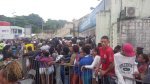 Fila quilométrica para comprar ingressos do BA x VI