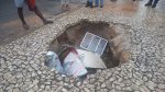 Fotos: cratera se abre e quatro ficam feridos na Barra