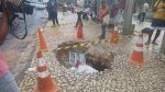 Fornecimento de água é afetado na Barra após cratera se abrir