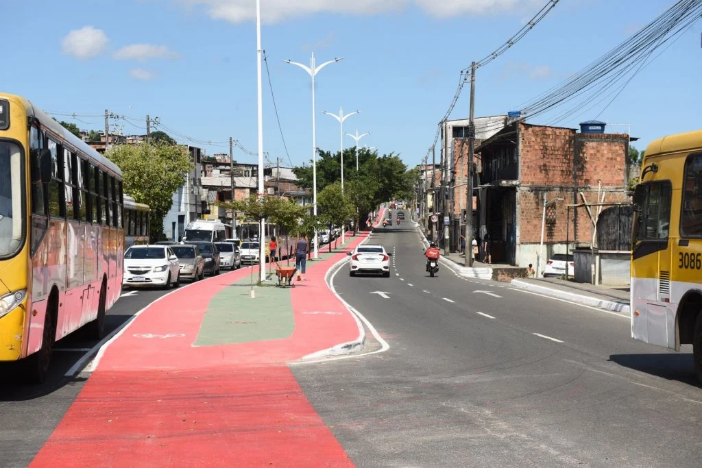 Prefeitura entrega requalificação da Avenida Suburbana com investimento de R$40 milhões
