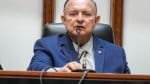 Adolfo Menezes ajuíza queixa-crime contra prefeito de Brumado