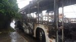 Membros de facção incendeiam ônibus em Salvador