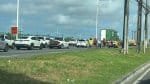 Protesto afeta trânsito na Av. Paralela