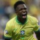 Brasil enfrenta a Colômbia em busca do primeiro lugar na Copa América