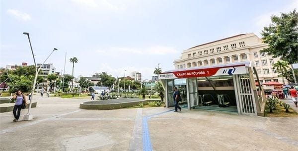 estacao de metro campo da polvora 2402132 article