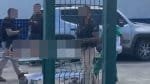 Suspeito de balear funcionário de farmácia é morto em confronto com a polícia