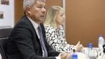 Jerônimo sanciona lei que permite governo a contrair empréstimo junto à Caixa Econômica