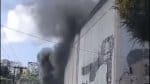 Casarão pega fogo no Comércio