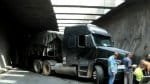 Caminhão quebra e bloqueia acesso ao Porto de Salvador