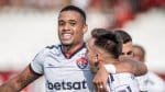 Vitória marca 2 e acaba com sequência ruim