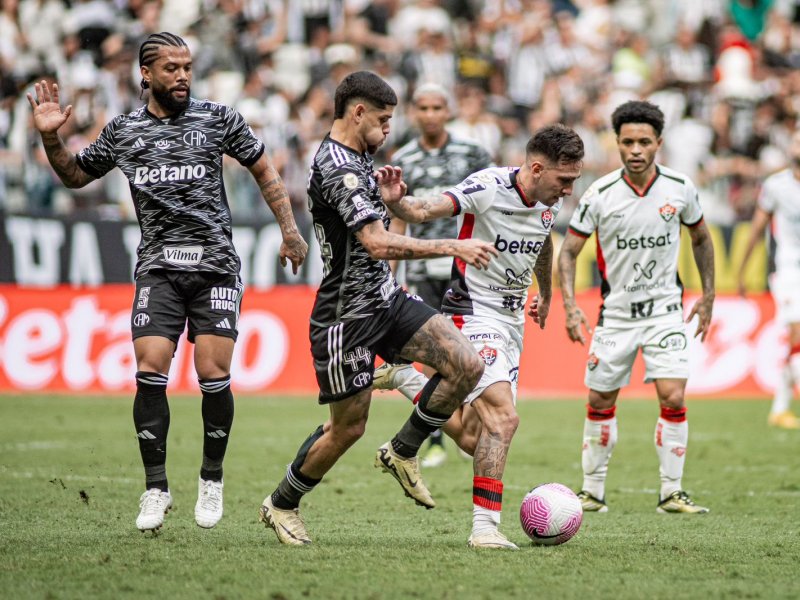 Vitória empata com Atlético-MG, mas segue no Z-4