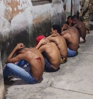 policia captura 12 integrantes de faccoes e apreende 4 fuzis em operacoes na bahia widelg