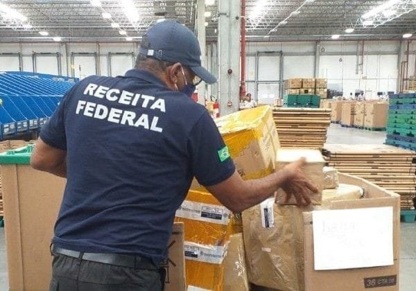 b2ap3 large 112523receita federal apreende cocaina e encomendas irregulares nos correios de salvador 3