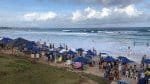 Corpo é encontrado boiando na praia de Piatã
