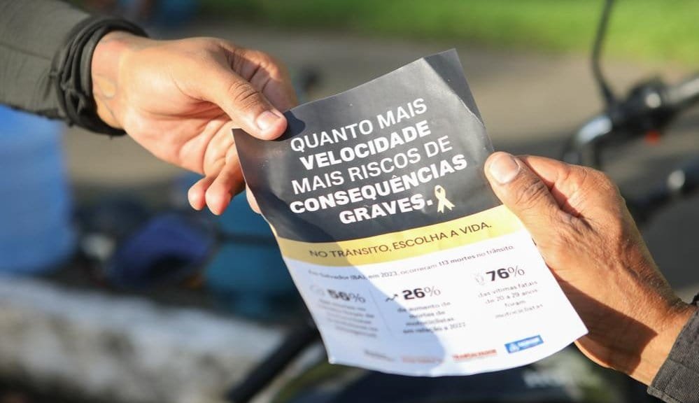 Blitz na avenida do Shopping Bela Vista. Lucas Moura Secom PMS 25 1