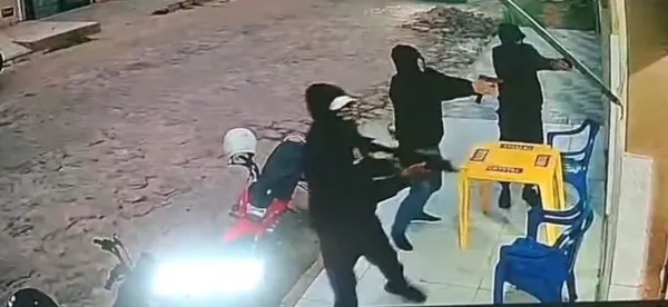 ataque a tiros em bar de xique xique
