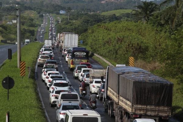 volta do sao joao causa engarrafamento na br 324 1788779 article