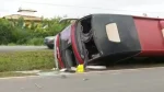 Ônibus tomba em Arembepe e deixa passageiros feridos