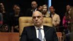 Moraes dá 48h para Bolsonaro esclarecer pedido de asilo