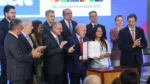 Lula sanciona ECA Digital que protege crianças e adolescentes na internet