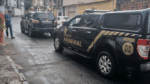 ‘Operação Bomboniere’ mira tráfico de armas de facção em Salvador