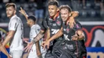 Vitória volta a vencer no Brasileirão com gol de Zé Marcos