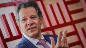 Haddad anuncia que deixará o governo Lula em fevereiro