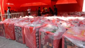 Semop inicia entrega de kits para ambulantes do Carnaval