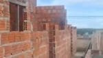 Mulher processa pedreiro após abandono de obra e prejuízo de mais de R$ 55 mil