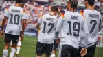 Copa do Mundo tem quatro jogos neste domingo
