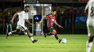 Fora de casa, Vitória busca virar a chave no Brasileirão contra o Remo