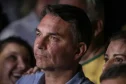 Flávio Bolsonaro é intimado a entregar passaportes e fica proibido de deixar o Brasil