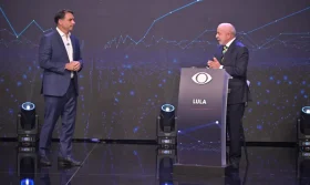 TSE autoriza Lula e Flávio a divulgarem sigilos